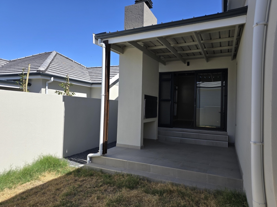 To Let 3 Bedroom Property for Rent in Groot Phesantekraal Estate Western Cape